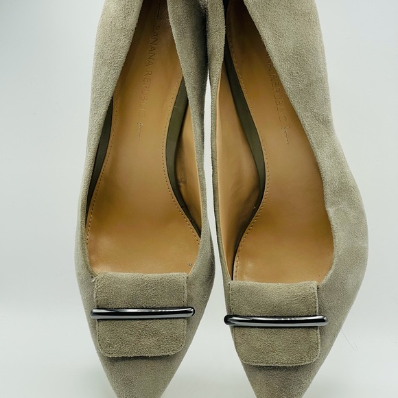 Banana Republic Heeled Pumps Size 8.5 - Picture 7 of 7